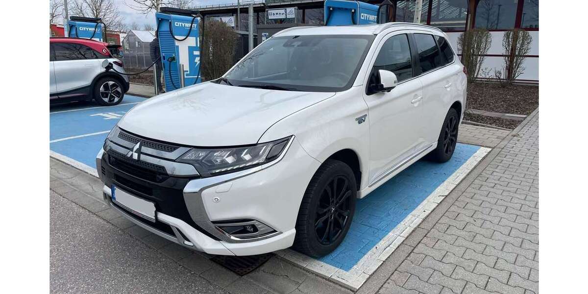 Mitsubishi Outlander 114.000 km 17.000 &euro; Germering, GKSt 82110