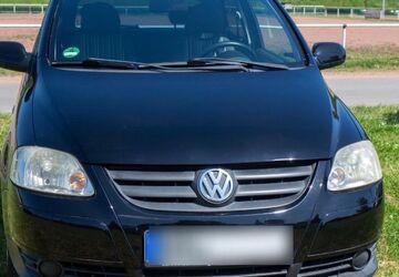 VW Fox 137.500 km 600 &euro; Wiesbaden 65199