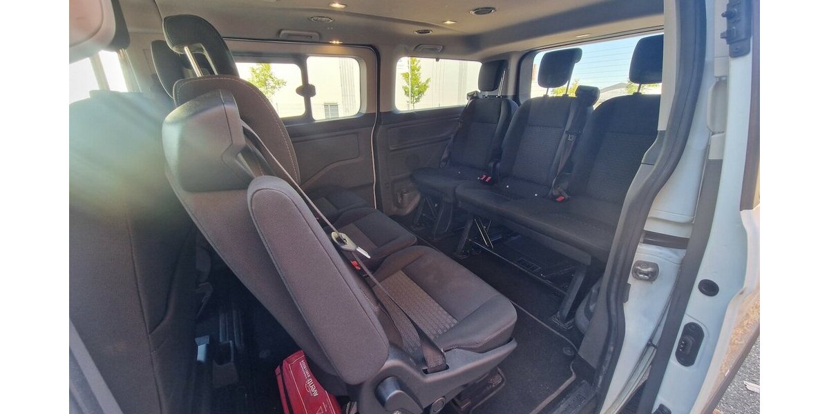 Ford Tourneo Custom 320 L1 H1 Tourneo Trend Klima 60.000 km 31.499 &euro; Landau 76829