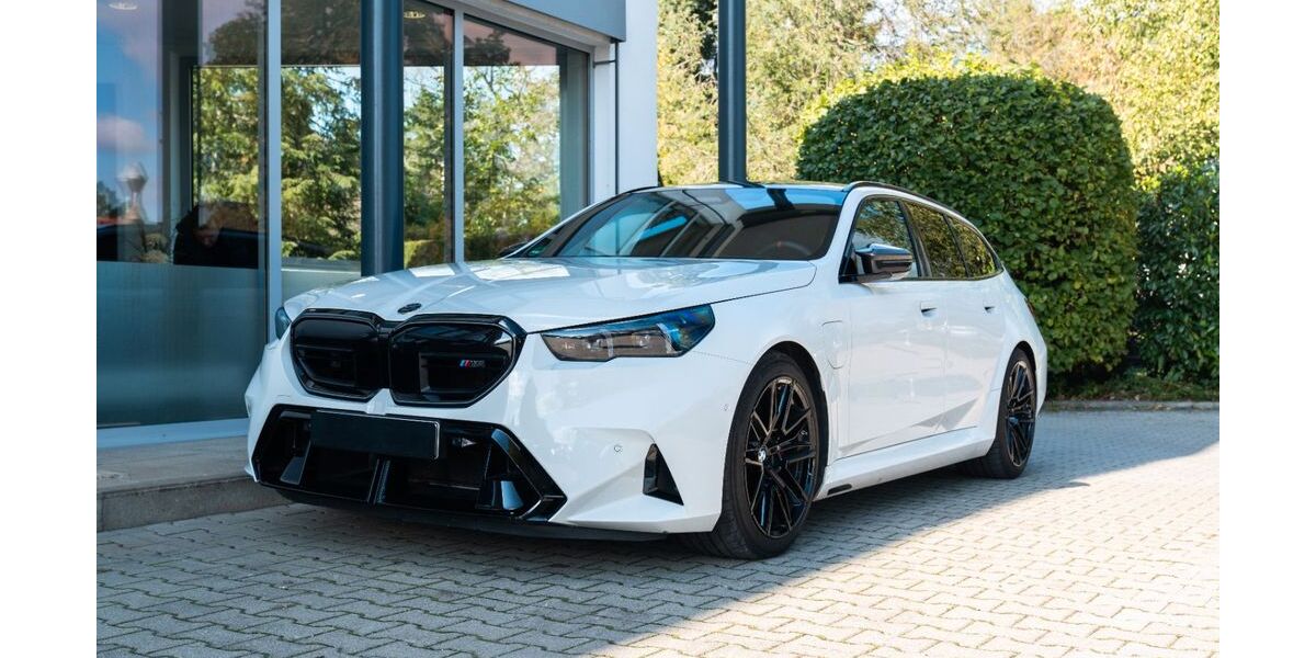 BMW M5 24.900 km 119.900 &euro; Grünwald 82031