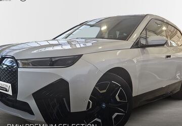 BMW iX 27.210 km 51.660 &euro; Germering 82110