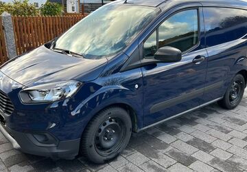 Ford Transit Courier 43.000 km 12.500 &euro; Marktleugast 95352