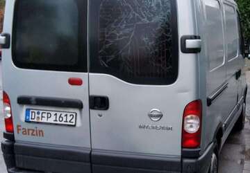 Nissan Interstar 268.000 km 4.600 &euro; Düsseldorf 40229