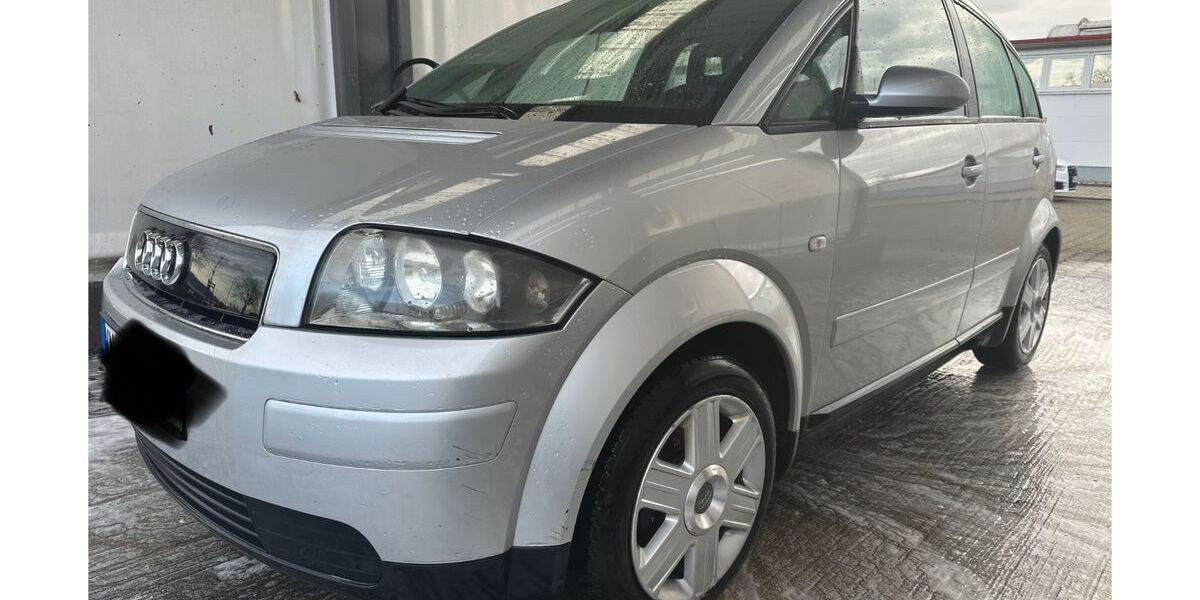 Audi A2 174.000 km 3.900 &euro; Rielasingen 78239