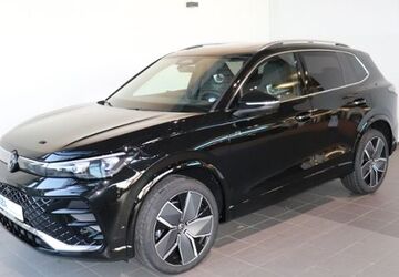 VW Tiguan 1.111 km 57.879 &euro; Bad Zwischenahn 26160