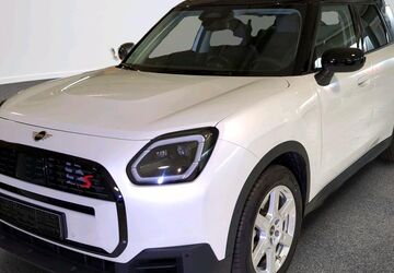 Mini Countryman S (Cooper) 1.341 km 40.585 &euro; 