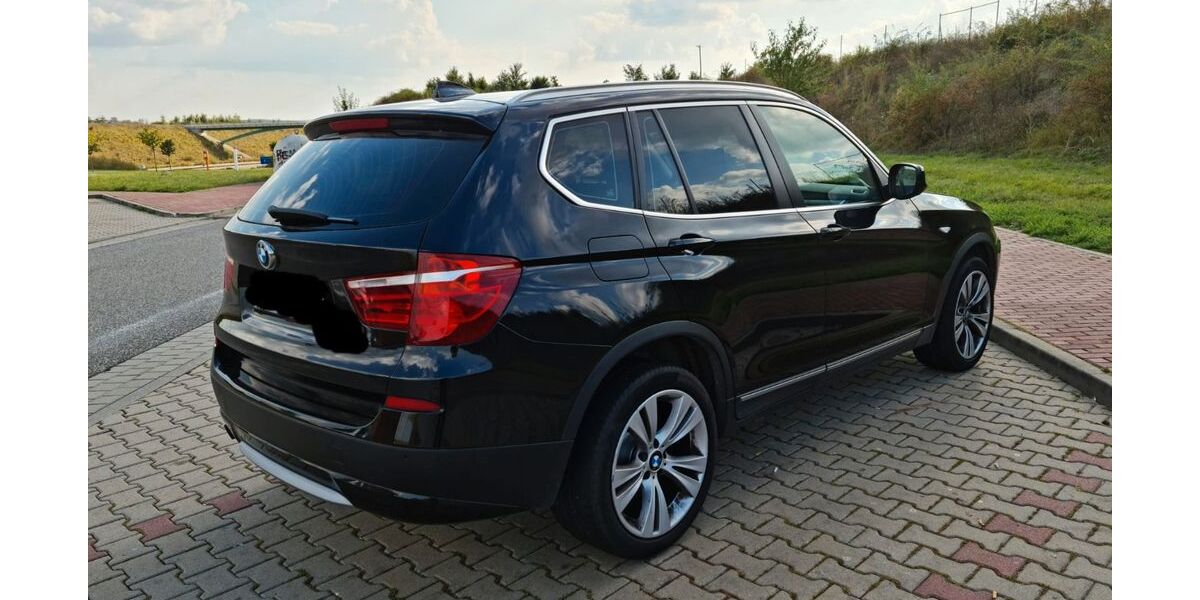 BMW iX3 248.000 km 8.500 &euro; An der Schmücke 06577
