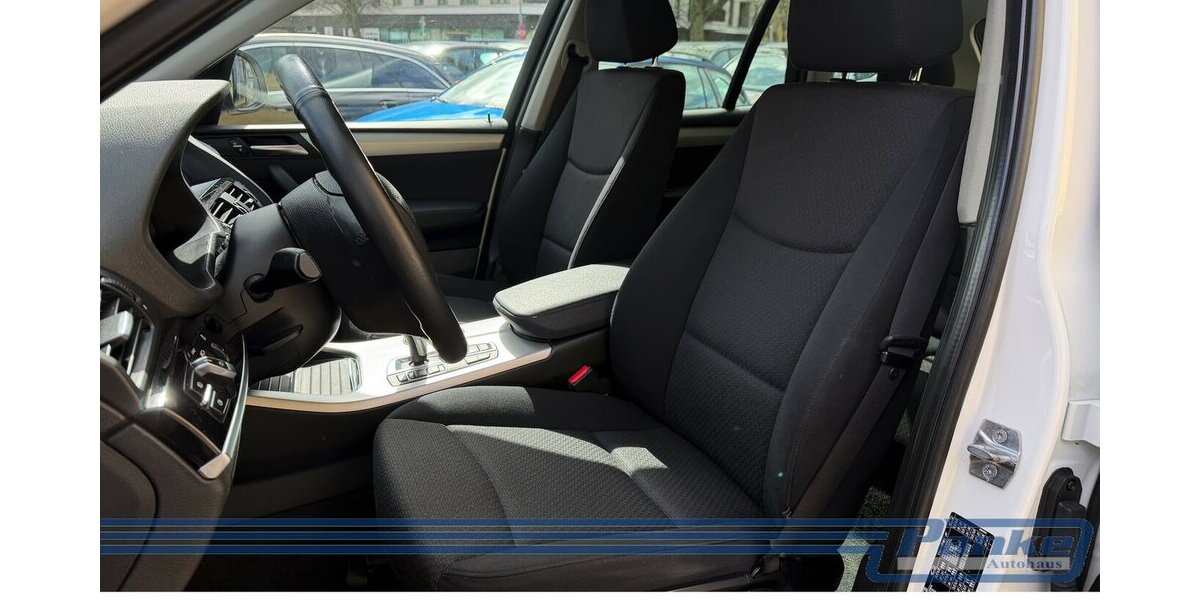BMW X3 xDrive 30 d Advantage 8G*Pano*NAV*AHK*SHZ* 168.390 km 17.480 &euro; Berlin 13187