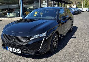 Peugeot 308 11.000 km 34.770 &euro; Wenden 57482