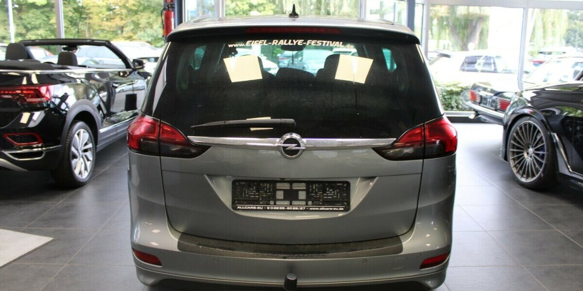 Opel Zafira Tourer 1.4 Turbo - 7-Sitzer - Panorama - AH 131.709 km 9.980 &euro; Euskirchen 53881