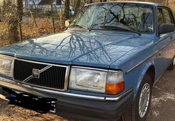 Volvo 240 248.000 km 5.500 &euro; Bergisch Gladbach 51465