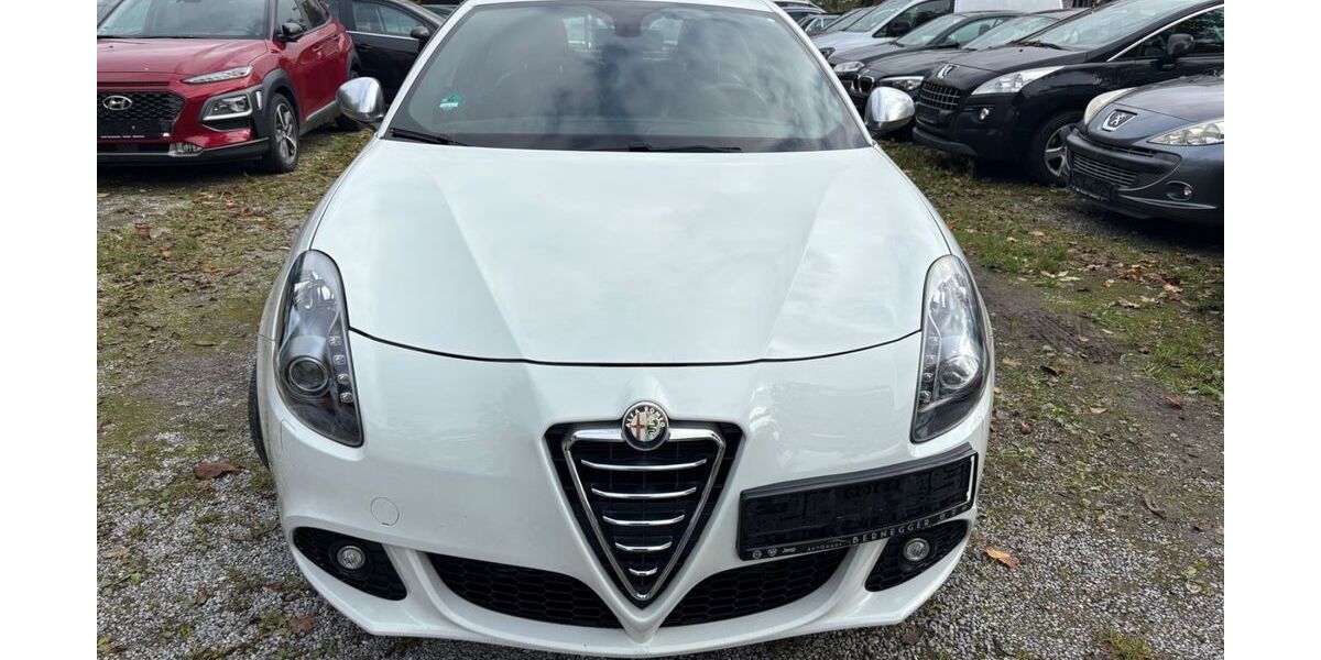 Alfa Romeo Giulietta 215.000 km 5.500 &euro; Rosenheim 83026