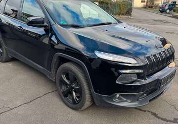 Jeep Cherokee 241.000 km 10.999 &euro; Girod bei Montabaur 56412