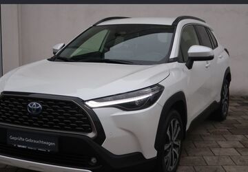 Toyota Corolla Cross 48.177 km 29.880 &euro; Mühldorf 84453