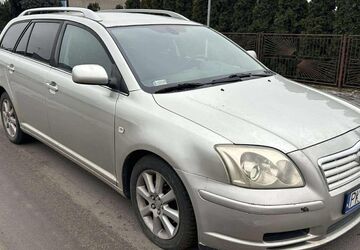 Toyota Avensis 375.000 km 1.150 &euro; Konin 