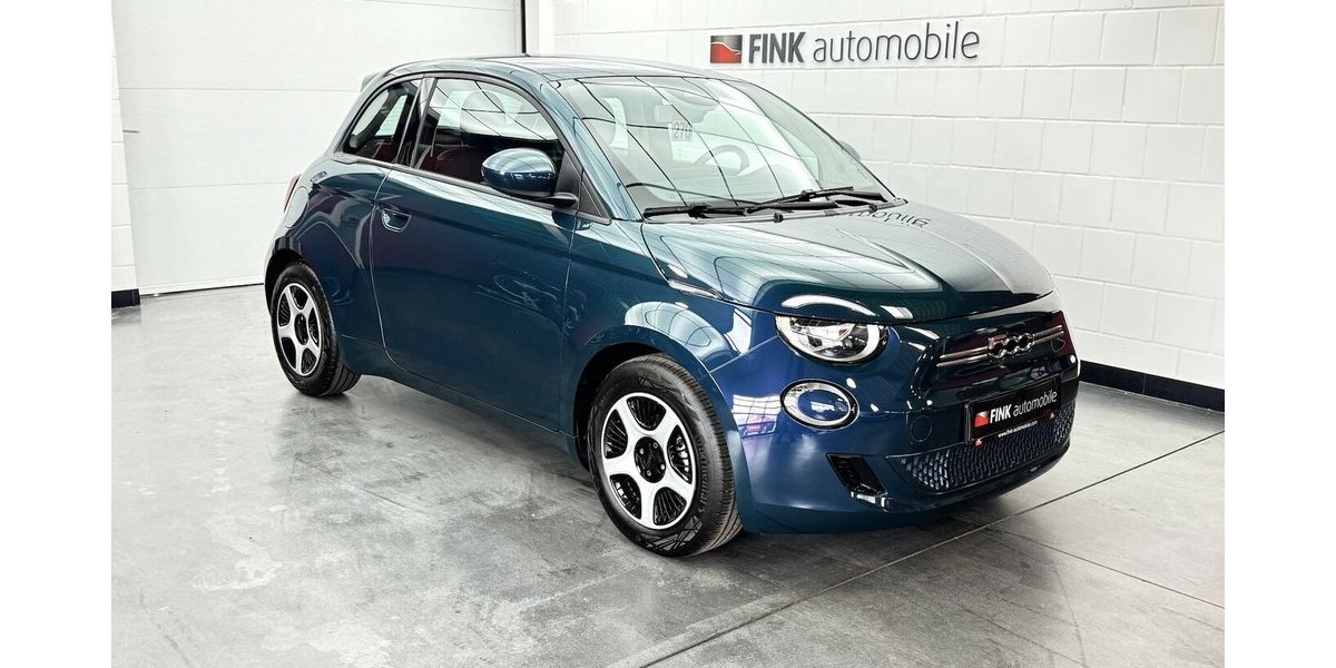 Fiat 500e Action 1. Hand Carplay 12.500 km 14.670 &euro; Lich 35423