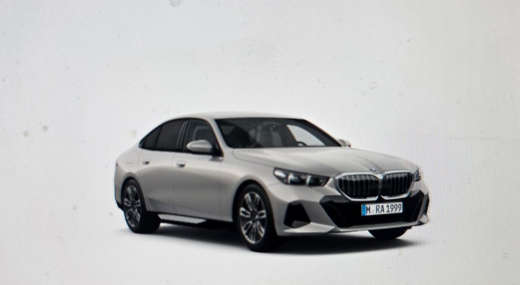 BMW 540 1.600 km 69.900 &euro; München 81673