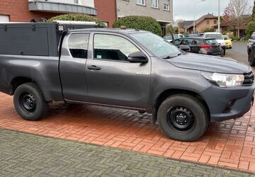 Toyota Hilux 230.000 km 20.825 &euro; Heinsberg 52525