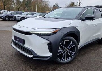 Toyota bZ4X 2.222 km 48.490 &euro; Nürtingen 72622