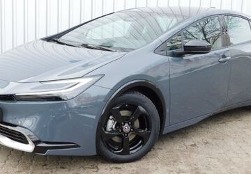Toyota Prius 5.994 km 39.985 &euro; Pirna 01796