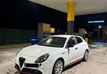 Alfa Romeo Giulietta 119.500 km 14.900 &euro; Cottbus 03046