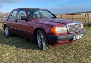 Mercedes-Benz 190 177.000 km 6.650 &euro; Heide 25746
