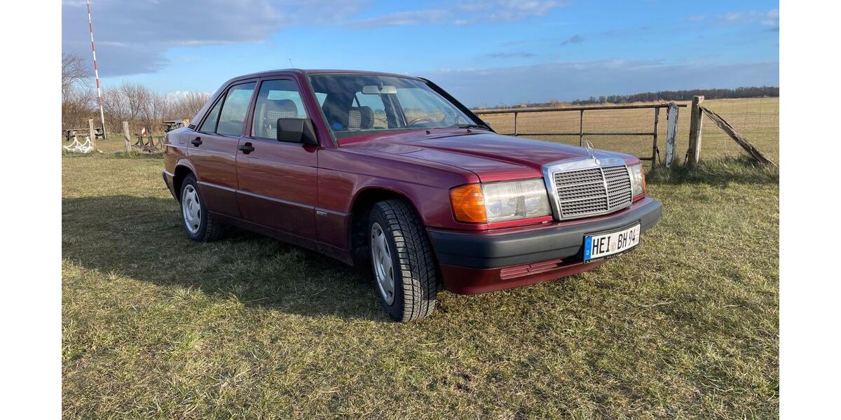 Mercedes-Benz 190 177.000 km 6.650 &euro; Heide 25746