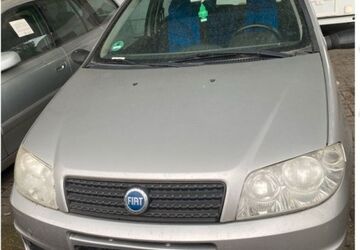 Fiat Punto 143.000 km 990 &euro; Emmerich am Rhein 46446