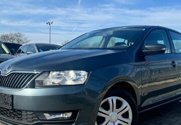 Skoda Rapid 196.000 km 5.999 &euro; Oberkrämer 16727