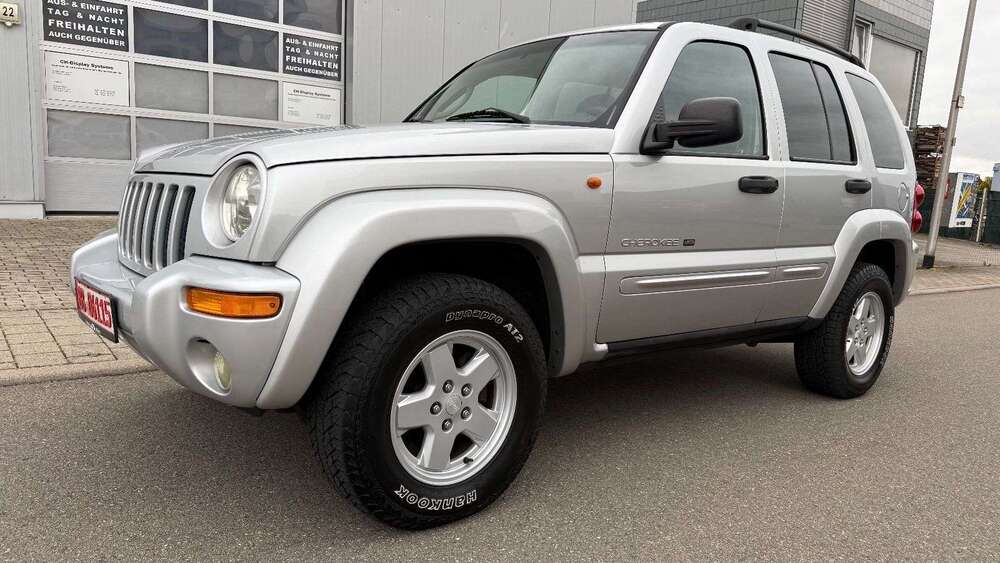 Jeep Cherokee 150.000 km 7.500 &euro; Grafenau 71120