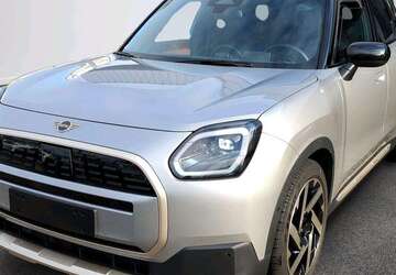 Mini Countryman E 5.362 km 39.930 &euro; München 80788