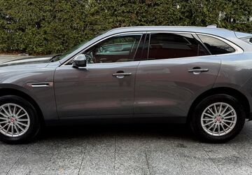 Jaguar F-Pace 193.000 km 12.980 &euro; München 81827