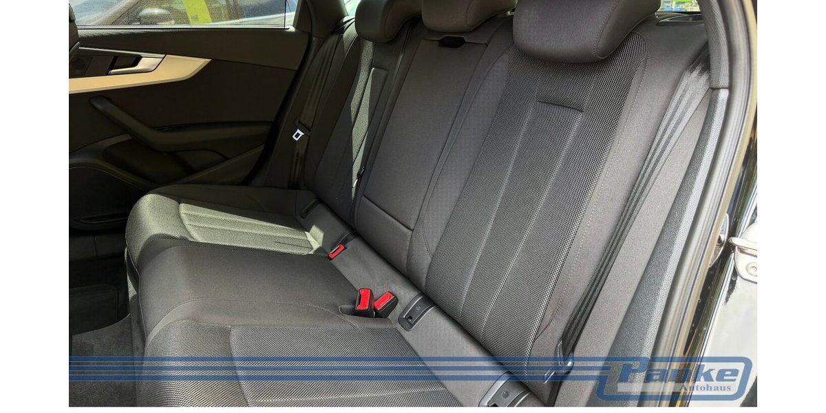 Audi A4 35 TDI Mild-Hybrid*Massage*LED*F+R-Cam* 79.709 km 23.780 &euro; Berlin 13187