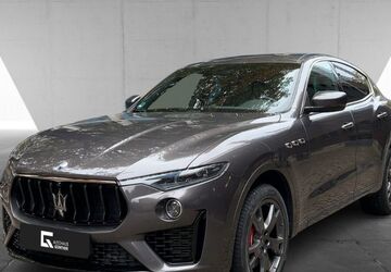 Maserati Levante 120.573 km 44.950 &euro; Frankfurt 60314