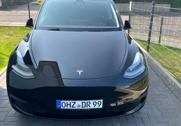 Tesla Model Y 42.500 km 36.300 &euro; Ritterhude 27721