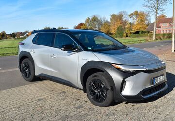 Toyota bZ4X 31.990 km 33.900 &euro; Wagenfeld 49419