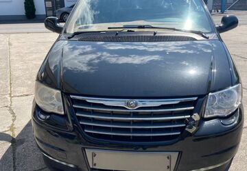 Chrysler Voyager 246.000 km 4.999 &euro; Speyer 67346