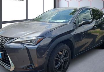 Lexus UX 55.000 km 27.850 &euro; Merzig 66663