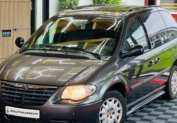 Chrysler Voyager 108.000 km 12.900 &euro; Salzgitter 38259