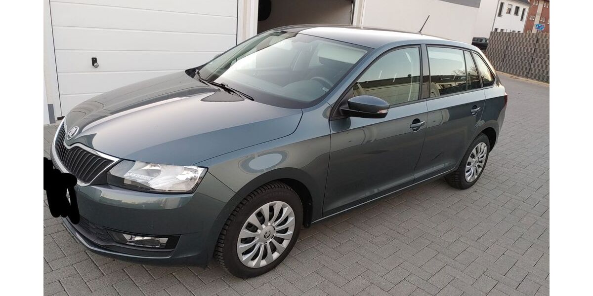 Skoda Rapid 103.000 km 8.900 &euro; Moers 47447