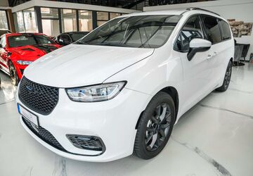 Chrysler Pacifica 44.045 km 38.499 &euro; Quakenbrück 49610