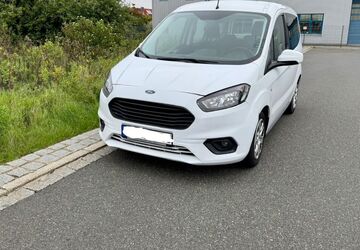 Ford Tourneo Courier 115.000 km 6.900 &euro; Altdorf 90518