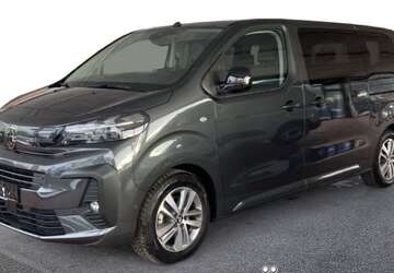 Peugeot Traveller 7.489 km 42.990 &euro; Itzehoe 25524