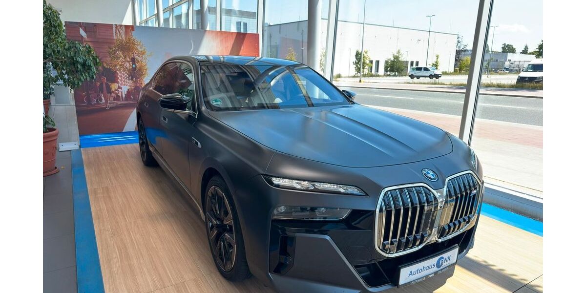 BMW M760 6.197 km 126.870 &euro; Erlangen 91058