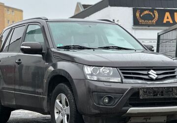 Suzuki Grand Vitara 249.000 km 5.700 &euro; Berlin 12351