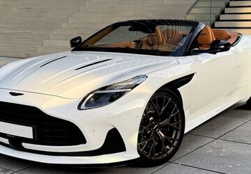 Aston Martin DB12 3.100 km 259.900 &euro; Düsseldorf 40547