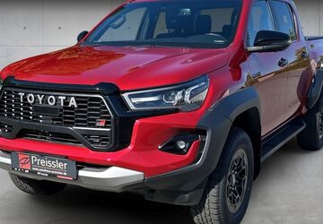 Toyota Hilux 2.000 km 63.995 &euro; Klingenberg 63911