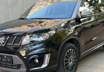 Suzuki Vitara 122.342 km 12.500 &euro; München 80639