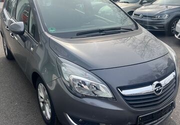 Opel Meriva 63.000 km 8.499 &euro; Recklinghausen 45663