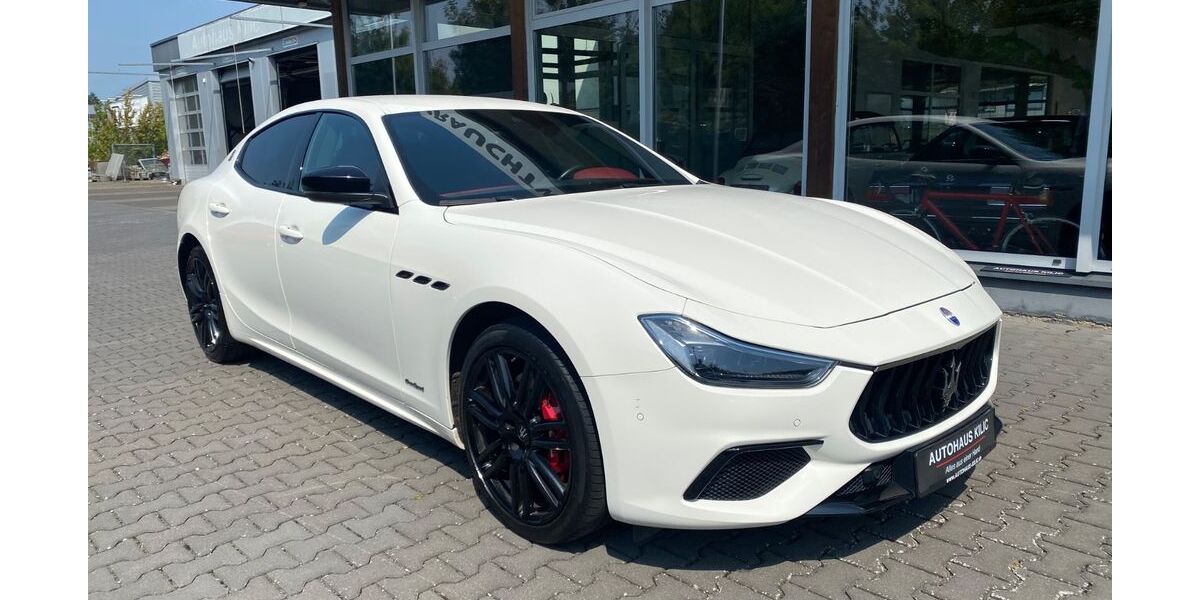 Maserati Ghibli 36.683 km 40.960 &euro; Ehringshausen 35630